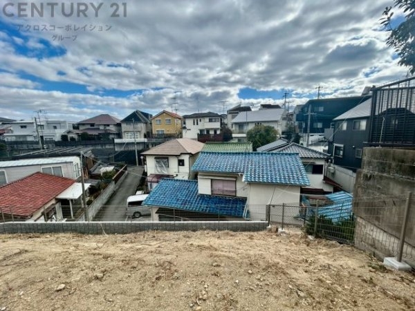 宝塚市野上４丁目の土地