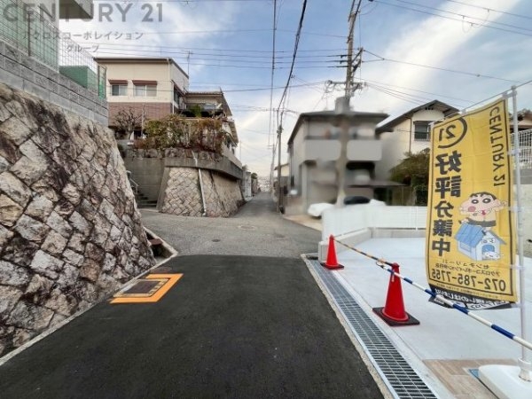川西市松が丘町新築一戸建て
