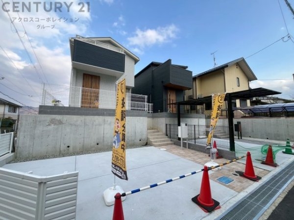 川西市松が丘町新築一戸建て