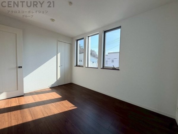 宝塚市山手台東５丁目の中古一戸建て