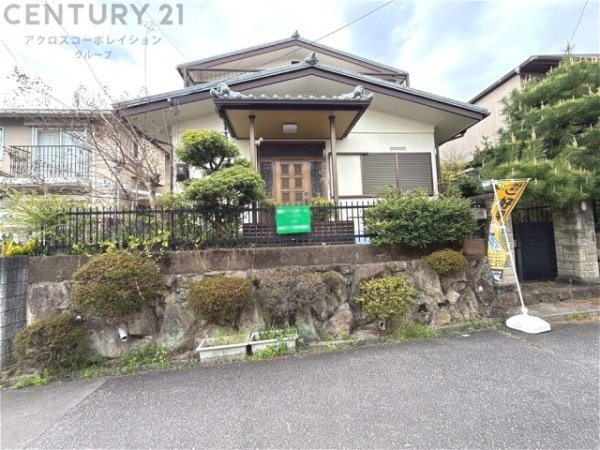川西市大和東１丁目中古戸建