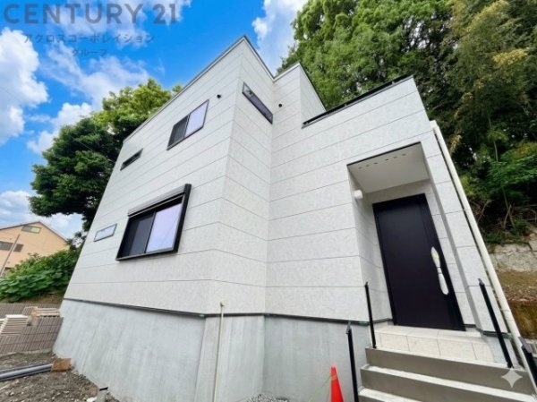 川西市久代2丁目新築一戸建て