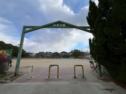川西市清和台西４丁目の中古一戸建て(清和台中央公園)