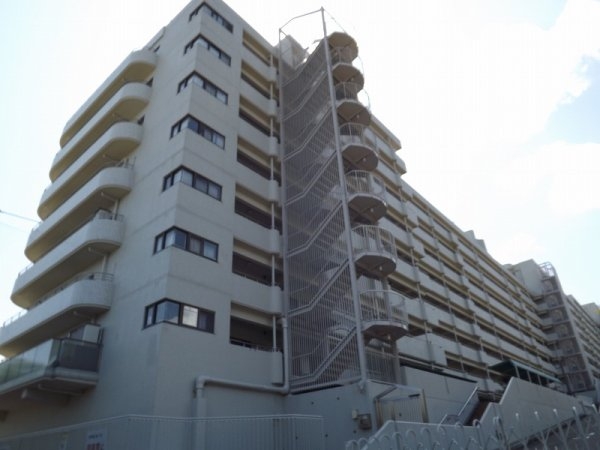 阪急逆瀬台マンション　アヴェルデ１番館
