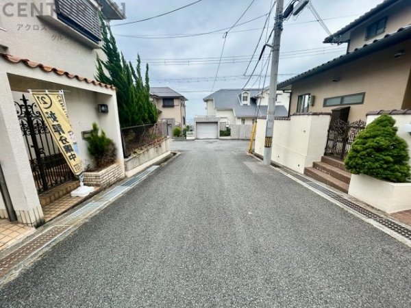 宝塚市中山五月台5丁目中古戸建