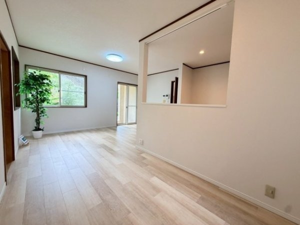 川西市清和台東２丁目の中古一戸建て