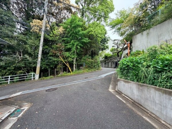 宝塚市山本西１丁目の土地