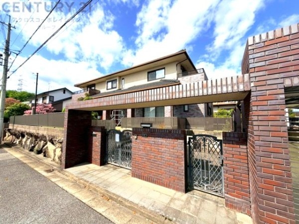 川西市美山台2丁目中古戸建