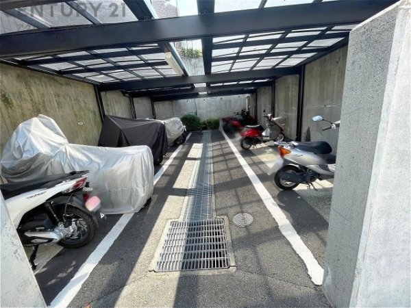 サニーフラット川西緑台