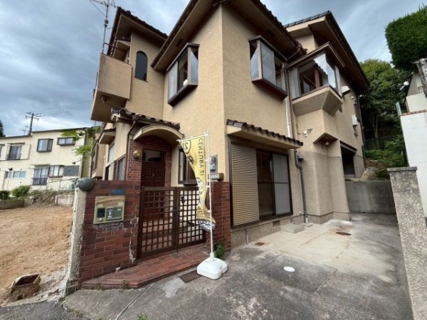宝塚市清荒神４丁目の中古一戸建て