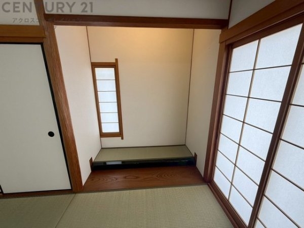 川西市美山台３丁目の中古一戸建て