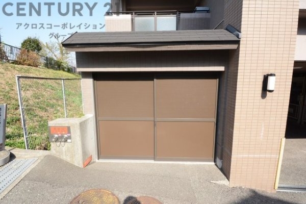 宝塚南雲雀丘ガーデンハウス