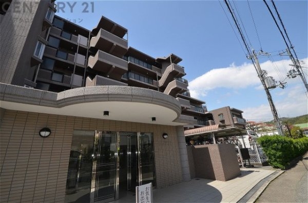 宝塚南雲雀丘ガーデンハウス