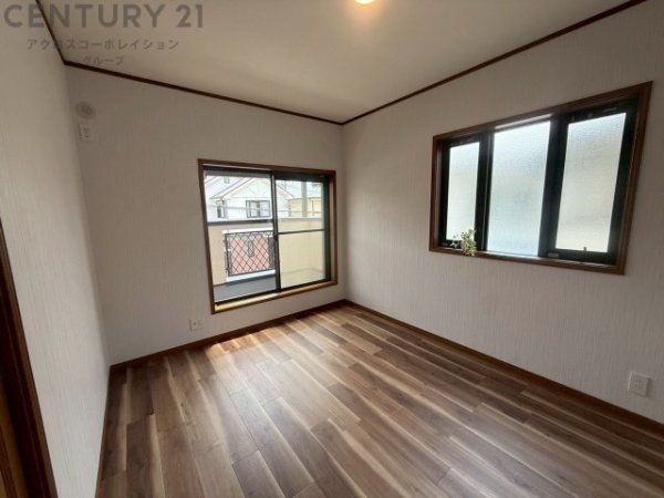 川西市鴬台２丁目の中古一戸建て