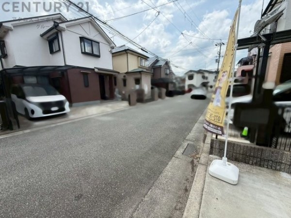 川西市鴬台２丁目の中古一戸建て