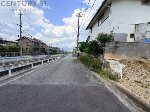 川西市清和台西４丁目の土地