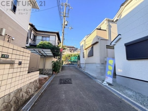 豊中市千里園1丁目新築一戸建て