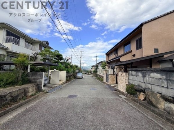 川西市清和台西３丁目の中古一戸建て