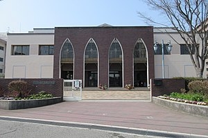 宝塚市山本中２丁目の土地(宝塚市立長尾中学校)