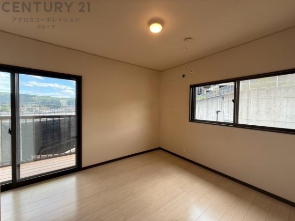 川西市緑台１丁目の中古一戸建て