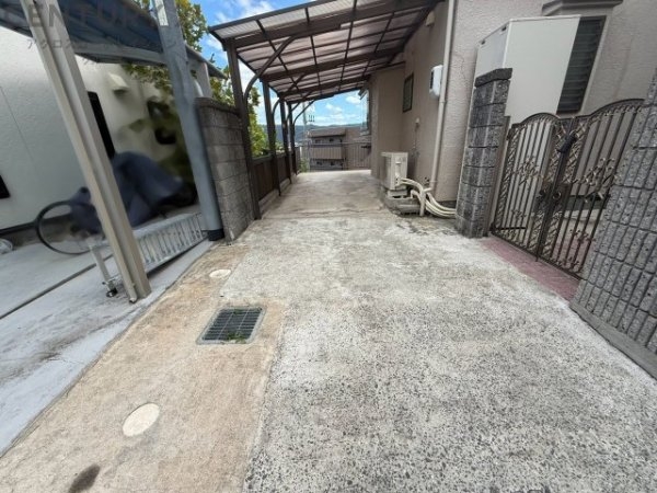川西市緑台１丁目の中古一戸建て