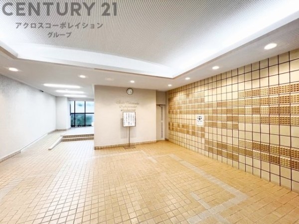 ジャルダン宝塚中山台2番館B棟