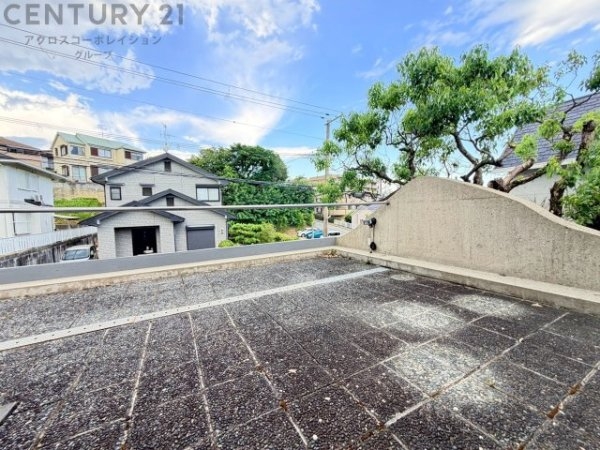 宝塚市宝梅３丁目の中古一戸建て