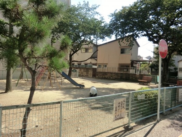逆瀬川スカイハイツ(伊孑志第1公園)