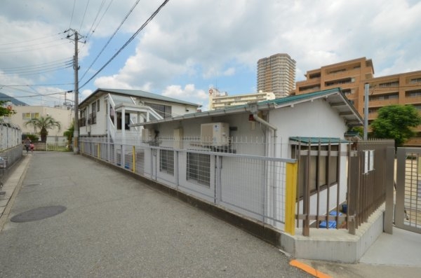 宝塚市中州1丁目　全2区画(宝塚南口幼稚園)