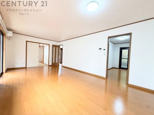 川西市丸山台３丁目の中古一戸建て