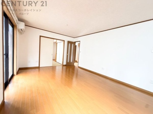 川西市丸山台３丁目の中古一戸建て