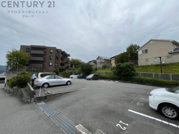 サニーフラット川西緑台