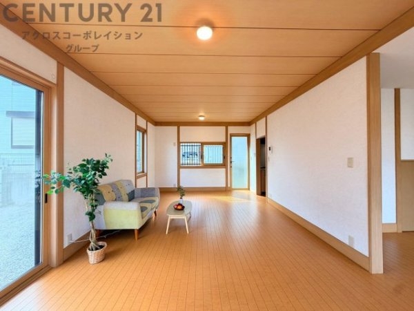 川西市けやき坂３丁目の中古一戸建て