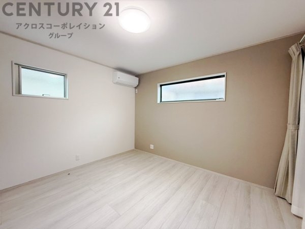 川西市緑が丘1丁目新築一戸建て