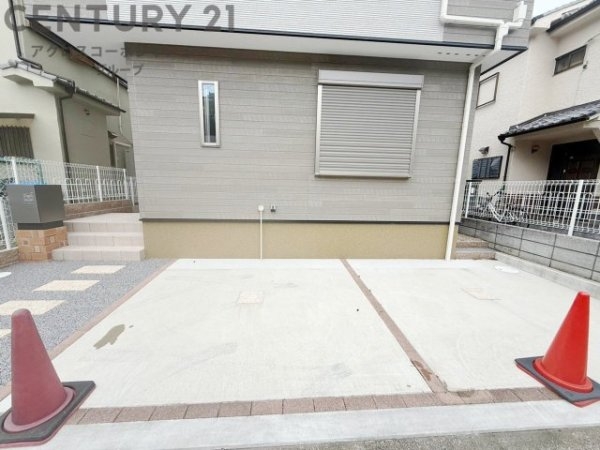 川西市緑が丘1丁目新築一戸建て