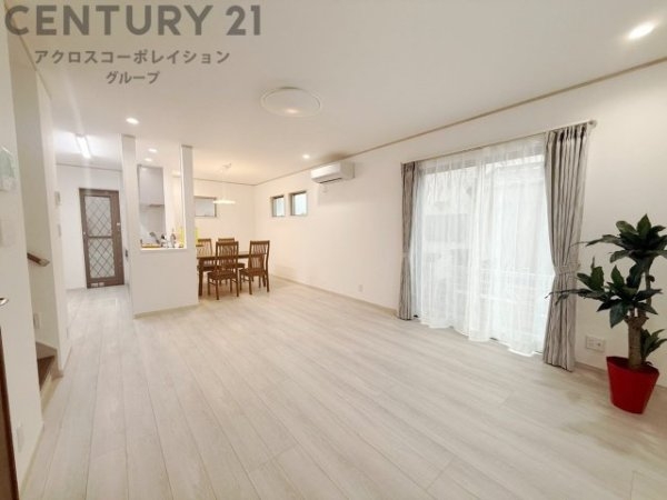 川西市緑が丘1丁目新築一戸建て