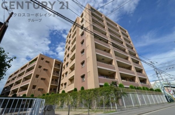 ファミール逆瀬川ザ・ガーデン
