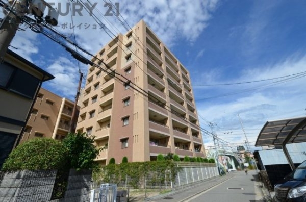 ファミール逆瀬川ザ・ガーデン