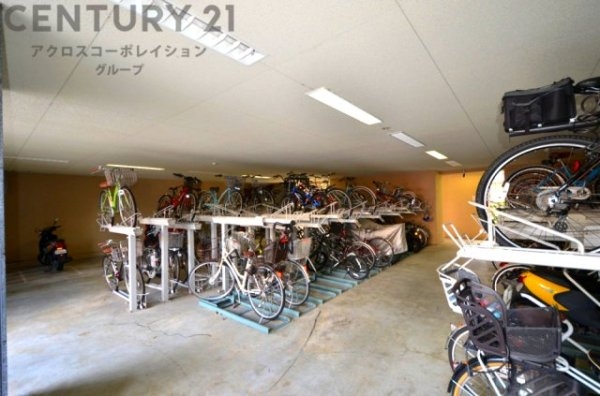 ファミール逆瀬川ザ・ガーデン