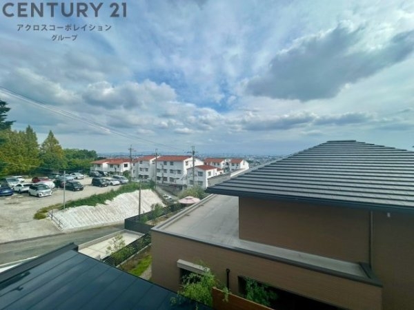 宝塚市雲雀丘１丁目の中古一戸建て