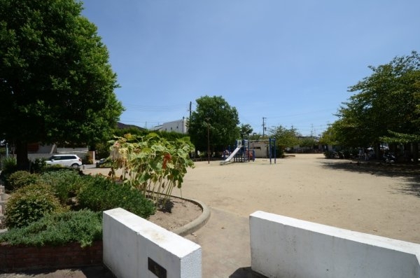 宝塚市亀井町の中古一戸建て(御所の前公園)