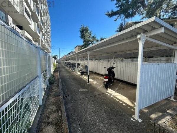 ロイヤルコート逆瀬川