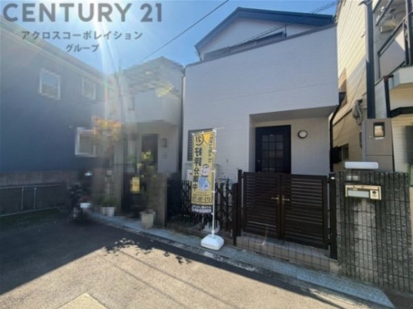 伊丹市寺本３丁目の中古一戸建て