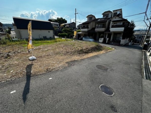 川西市錦松台の土地