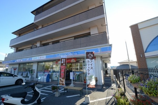 ベルデフラッツ逆瀬川(ローソン宝塚小林3丁目)