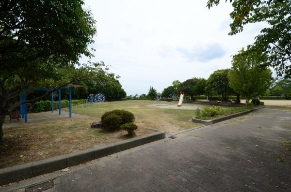 宝塚市中山桜台5丁目の中古一戸建て(中山桜台公園)