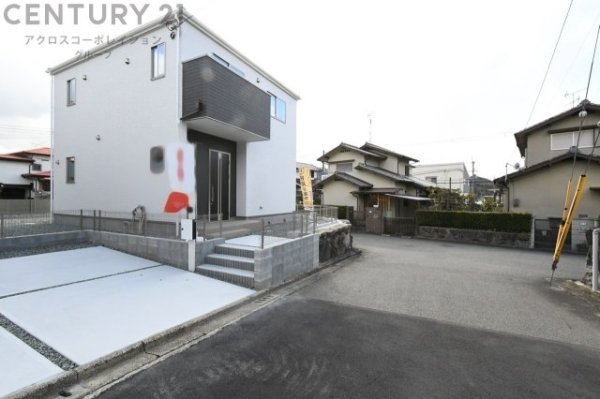 川西市水明台２丁目新築一戸建て