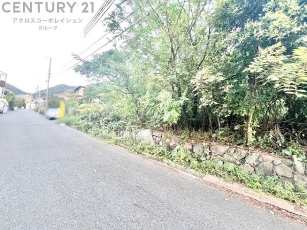 宝塚市ゆずり葉台2丁目売り土地