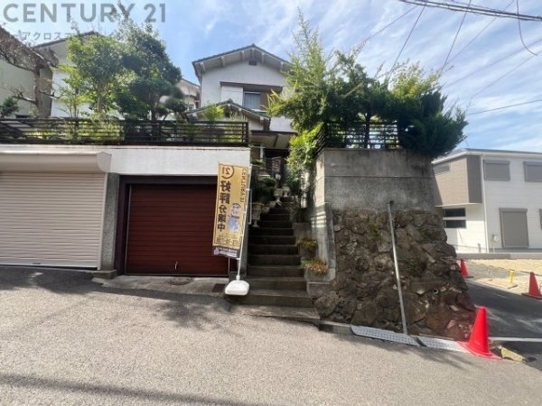 川西市鴬の森売り土地