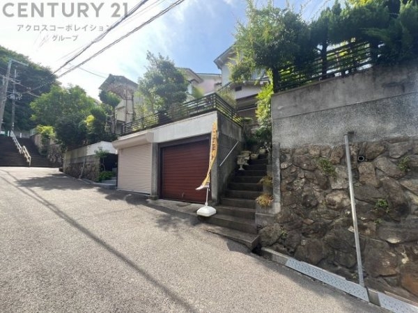 川西市鴬の森売り土地